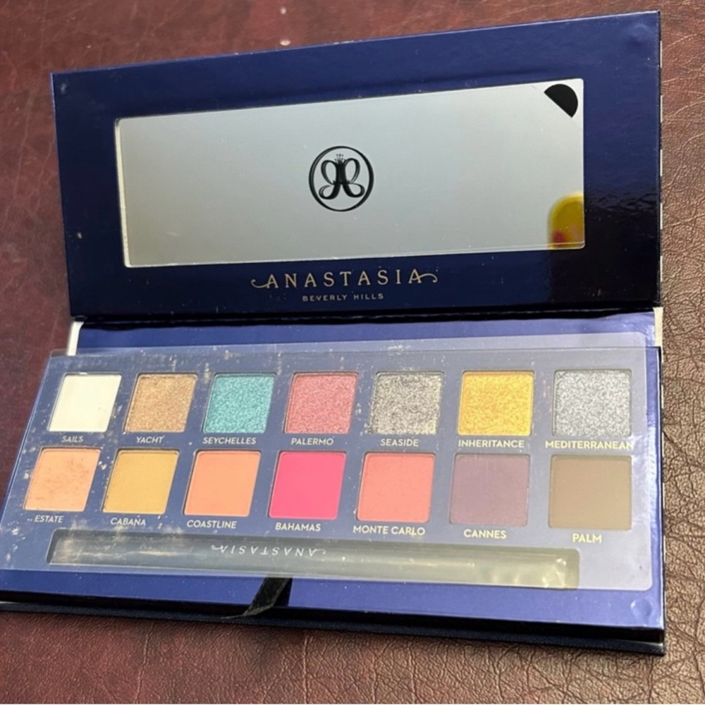 Riviera Eyeshadow Palette - Bold Multi-Color Collection